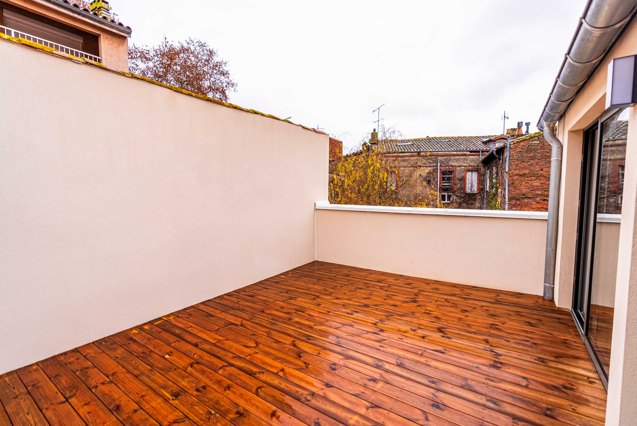 bazacle terrasse bois toulouse